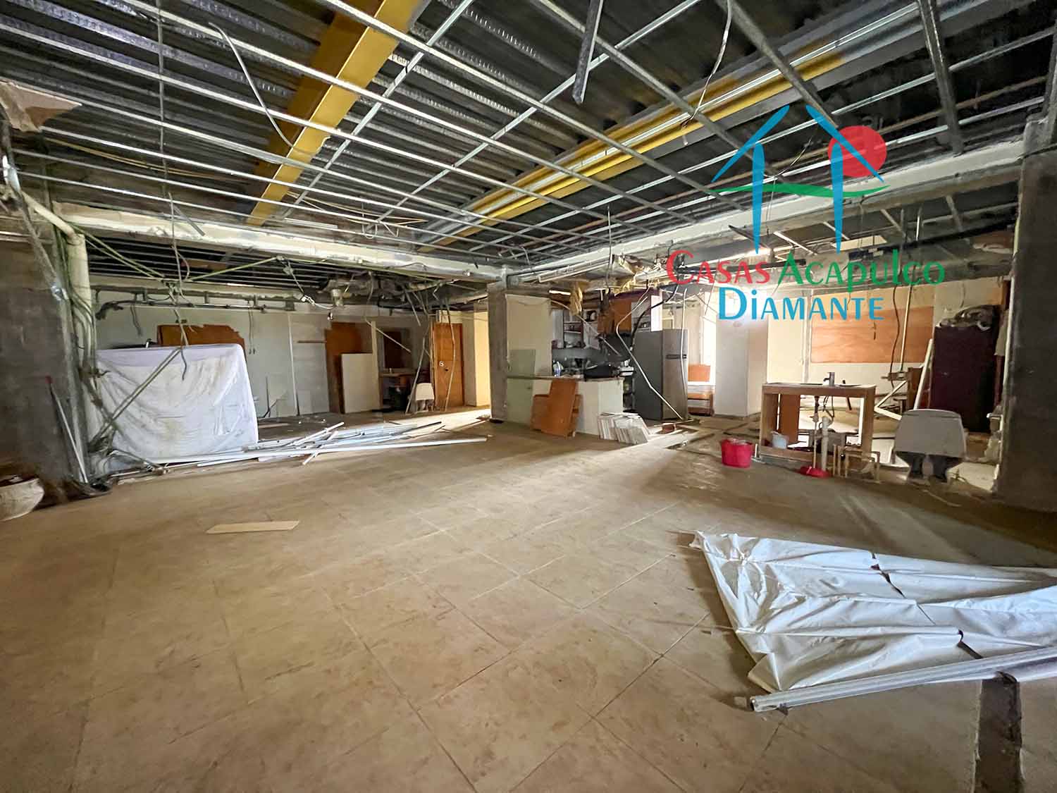 Galápagos 1001 - Estancia después de Otis 4